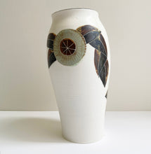 Load image into Gallery viewer, &#39;Pinwheel&#39; porcelain vase by Shannon Garson
