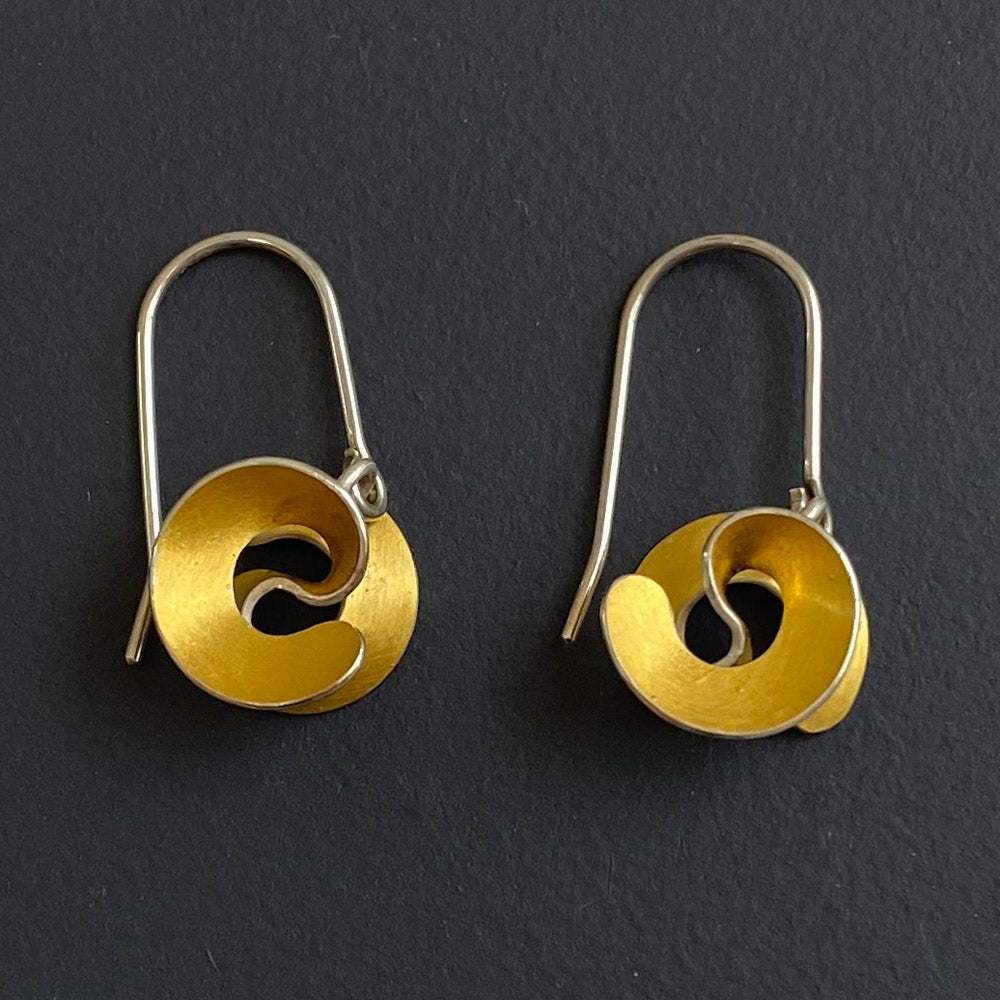 'Golden Cloud' hook earrings by Daehoon Kang